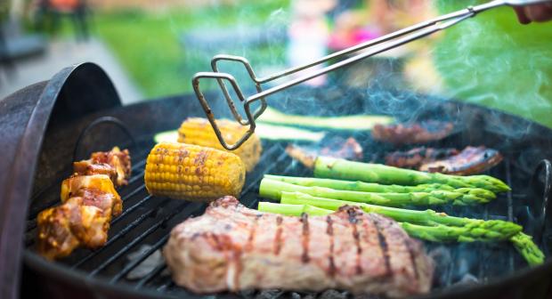 Barbecue: 3 conseils pour éviter l'intoxication alimentaire