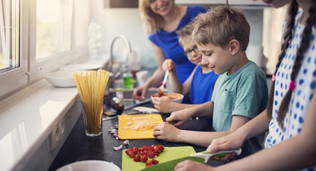 Vakantietopper: samen koken met je kinderen