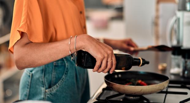 8 slechte kookgewoonten waar je best meteen mee stopt