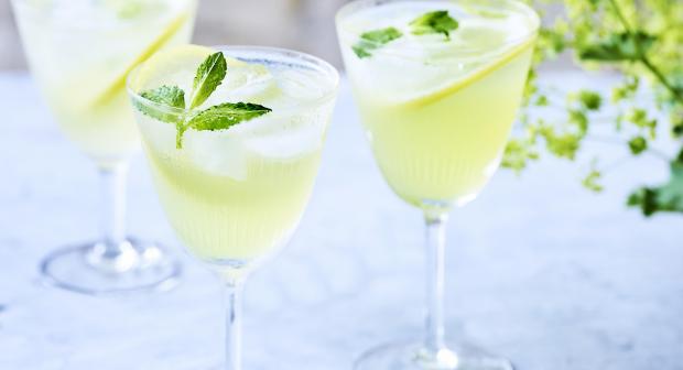 5 cocktails met limoncello (+ het recept om zélf limoncello te maken)