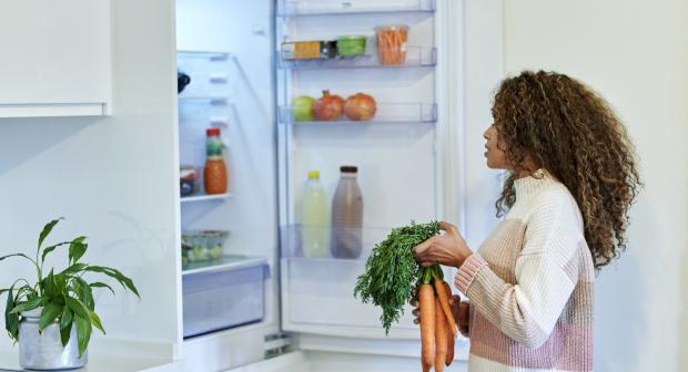 Merg vasthouden Zwaaien Van deur tot groentela: welke plek in je koelkast is nu echt het koudst? -  Libelle Lekker