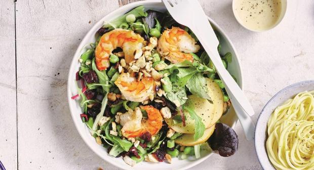 18 salades met scampi's die niet misstaan op je weekmenu