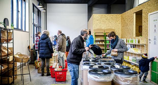 11 supermarchés participatifs dans lesquels s'engager à Bruxelles et en Wallonie