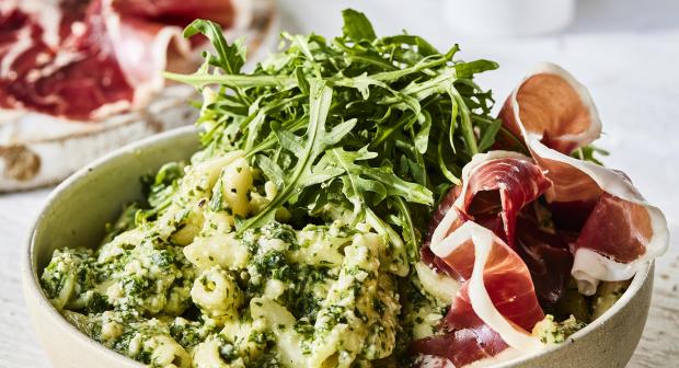 Wanneer raketsla van het bord knalt: recepten met rucola in de hoofdrol