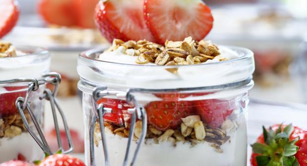 Eenvoudige desserten met aardbeien van Libelle-chef Sofie