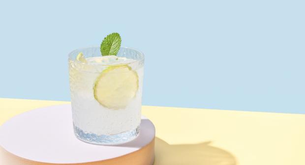 Hoe worden alcoholvrije dranken gemaakt?