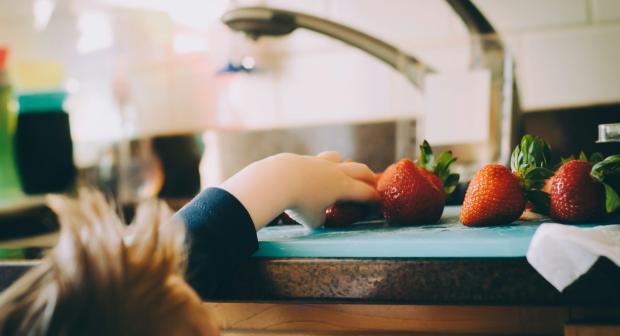 En cuisine avec des enfants: comment éviter les accidents?