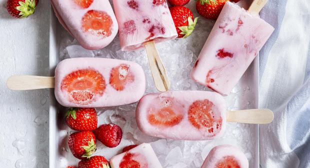De lekkerste ijsjes met aardbeien