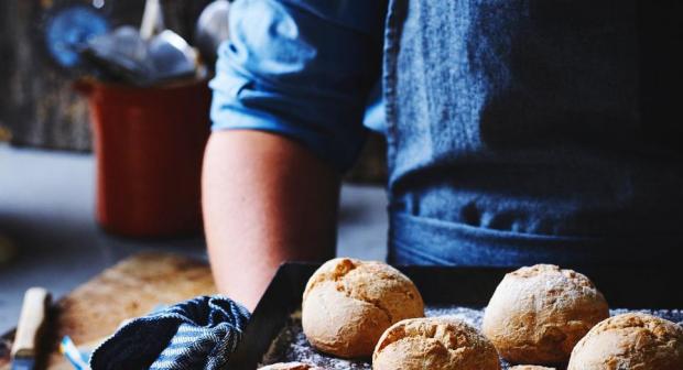 De beste manier om oudbakken broodjes te pimpen