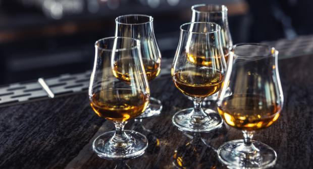 Te veel gegeten? Ontdek welk digestief écht helpt je eten te laten zakken