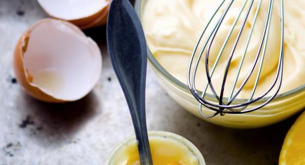 Wat is de beste manier om mayonaise te maken?