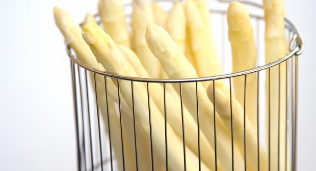 Hoe lang moet je asperges koken?