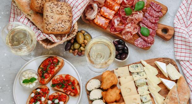 Apero uit de voorraadkast: zo simpel kan het zijn
