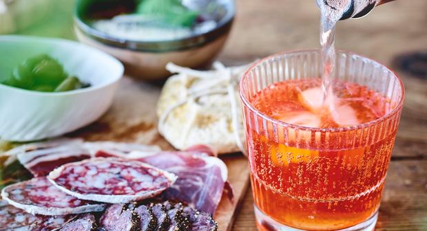 Wat maakt van een drank een aperitief?