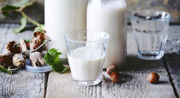 Welke plantaardige melk is de beste: soja-, haver- of amandelmelk?
