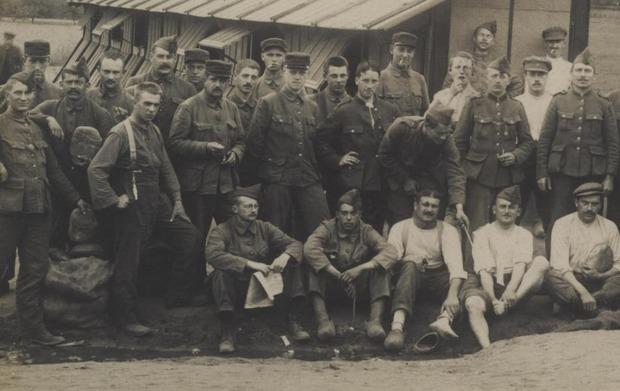 25/05/1916 Belgische Krijgsgevangenen In Kortrijk - KW.be