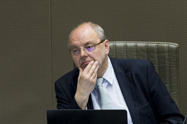 Vlaams parlementslid Christian Van Eyken moet terechtstaan voor moord