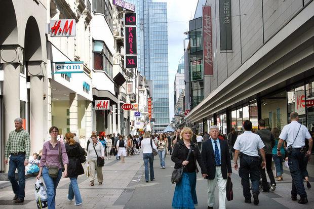 Succ s pour l ouverture dominicale des magasins Bruxelles