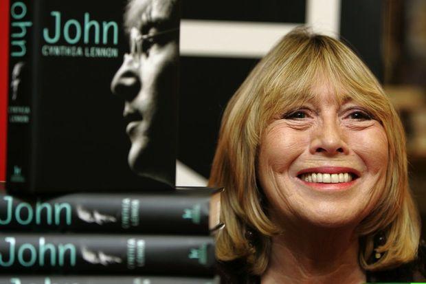 Eerste vrouw van John Lennon overleden