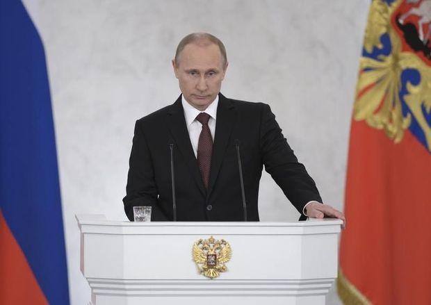 Poetin Tekent Verdrag Over Aansluiting Krim Bij Rusland