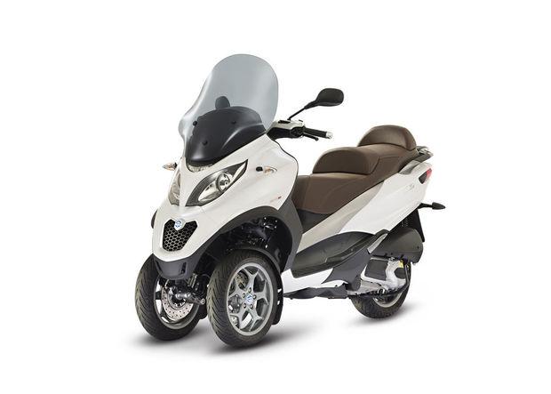 Nouveau Piaggio MP300 LT ABS ASR: il est arrivé!