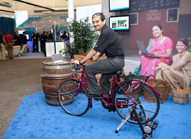 Ongeëvenaard pleegouders Rijden Energie opwekken met de fiets