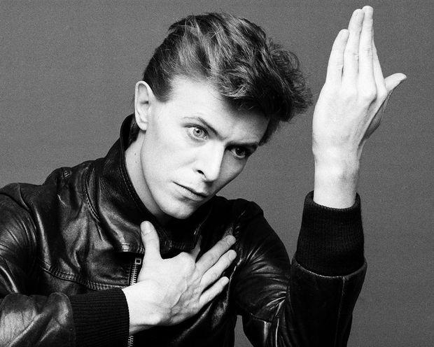 Stuk haar van David Bowie onder de hamer