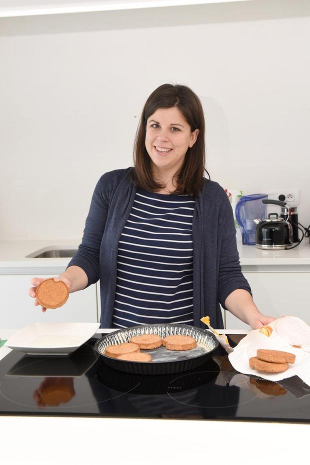 Julie Monteyne maakt beschuittaart KW.be