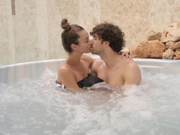 seks in de jacuzzi