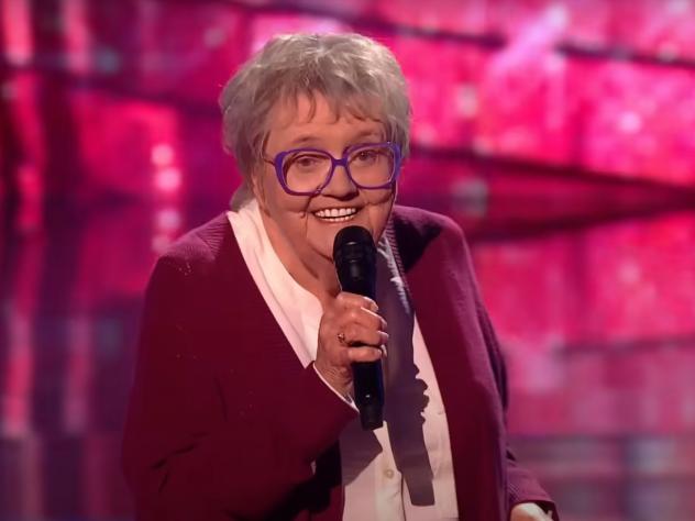 Bette Reynolds The Voice UK