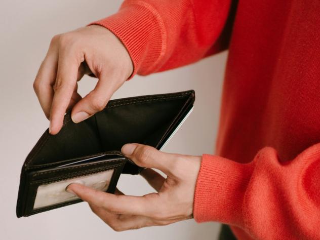 alleenstaande financieel rondkomen