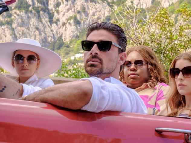 italie another simple favor