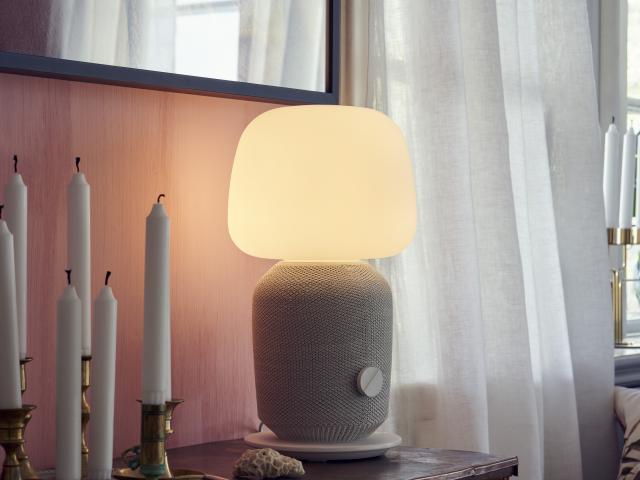 Lampe de table avec enceinte SYMFONISK, IKEA