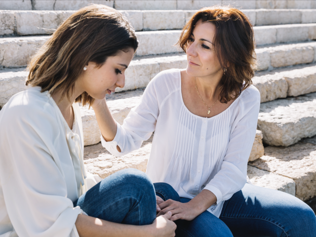 Maman avec son ado de 18 ans