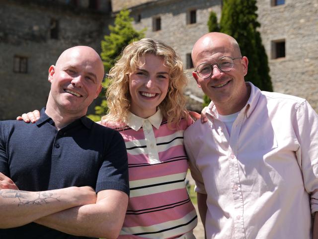 Philippe Geubels, Gloria Monserez en Sven de Leijer - de drie presentatoren van Hotel Romantiek