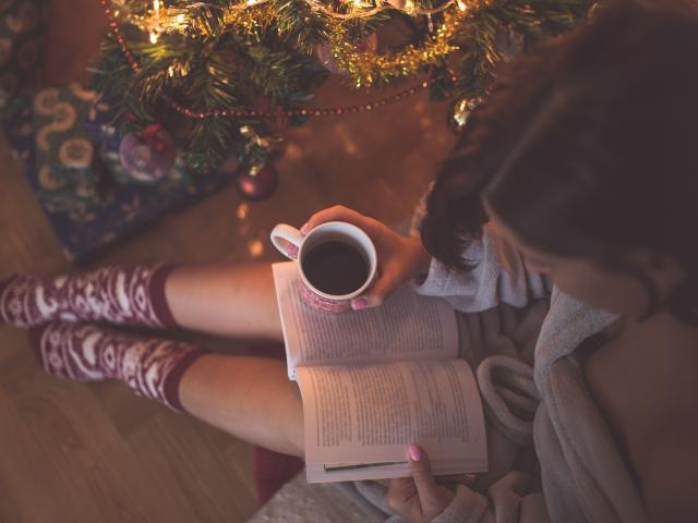 Boeken als kerstcadeau, dat is altijd een goed idee! DIt zijn de 32 aanraders van Annelies van de Libelle Leesclub.