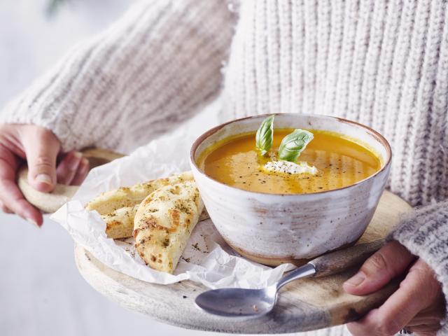 soep met roomkaas terug opwarmen