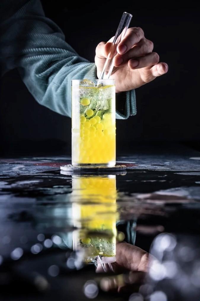 Confessions, Brussel