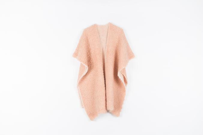 Poncho tricoté en alpaga mélangé Kate & Jules - 95€