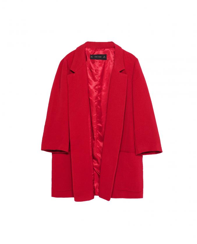 Long blazer, 59,95 €, Zara.