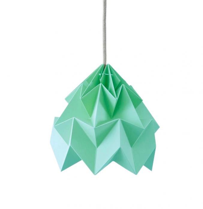Suspension «Moth» façon origami, papier vert menthe, 59 €, Supergoods.