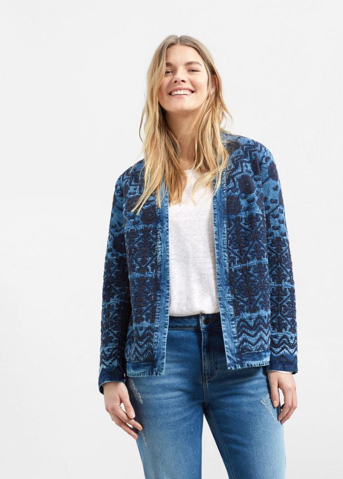 Veste brodée, 69,99 €, Violeta by Mango.