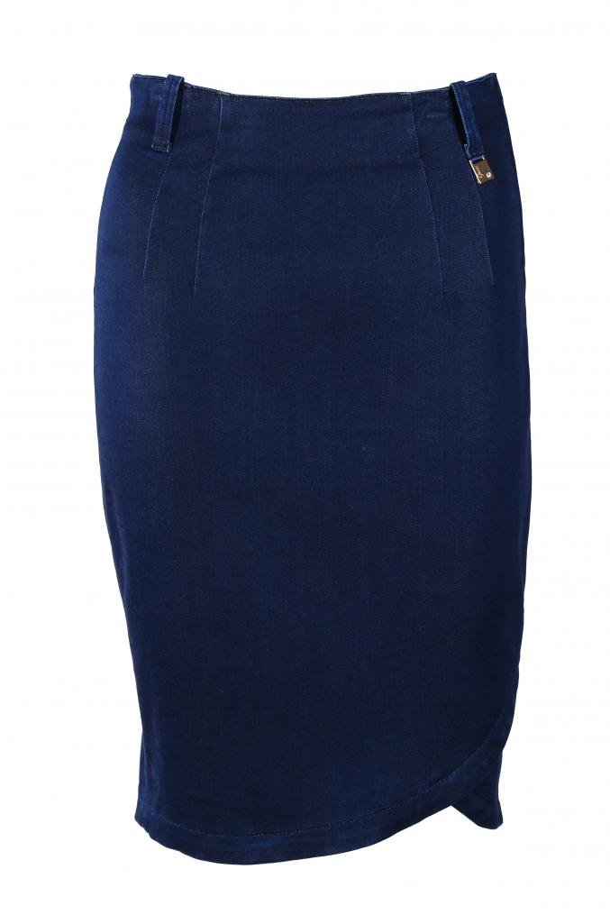 Jupe crayon, 104 €, Guess.