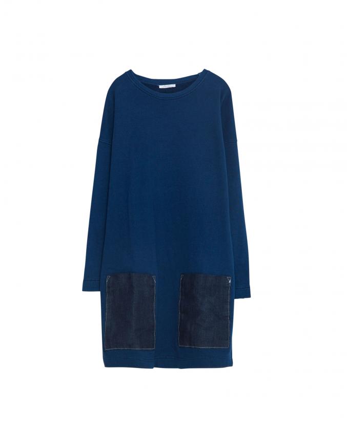 Robe sweat avec poches appliquées, 25,95 €, Zara.