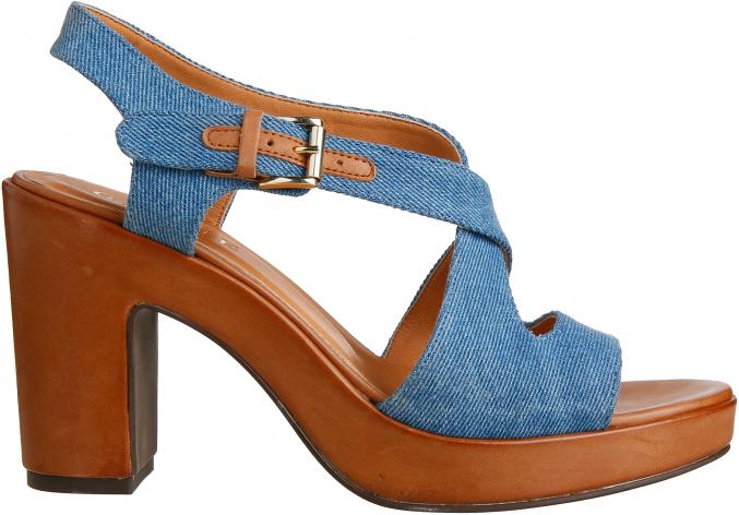 Sandales bi-matière, 215 €, Gigue.