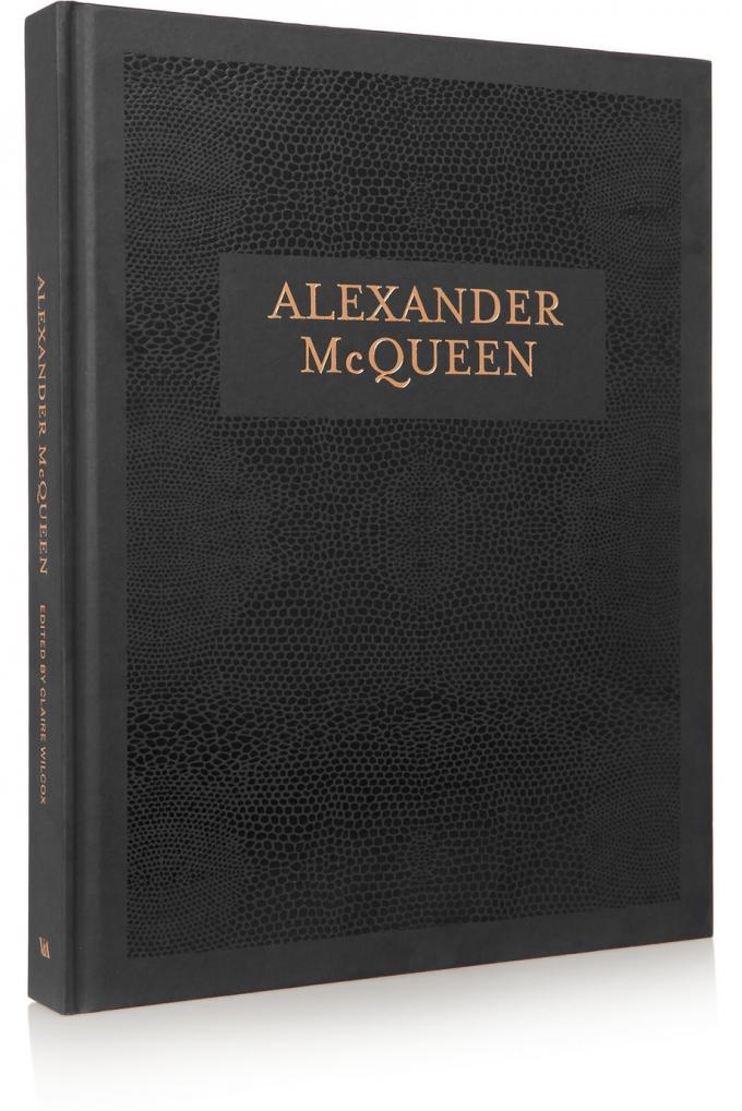 Boek: Alexander McQueen