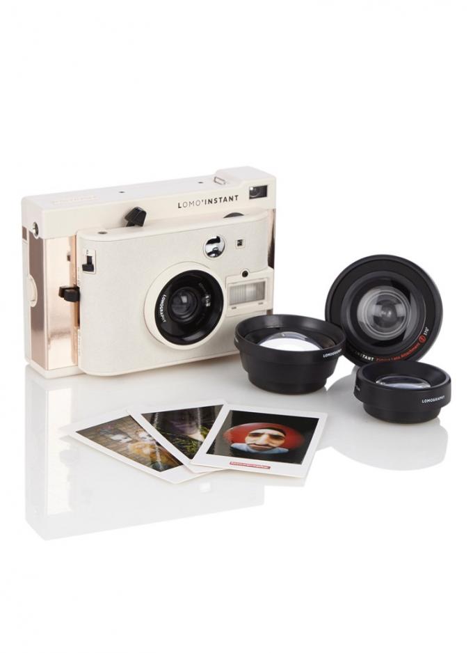 Polaroid camera met 3 lenzen