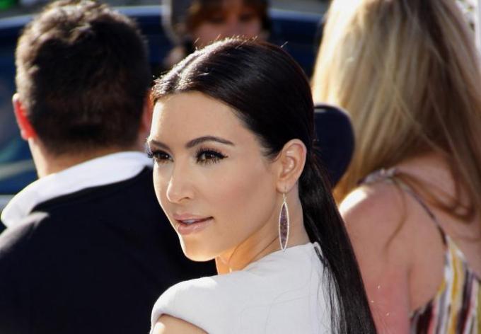 Kim Kardashian wordt overvallen in Parijs