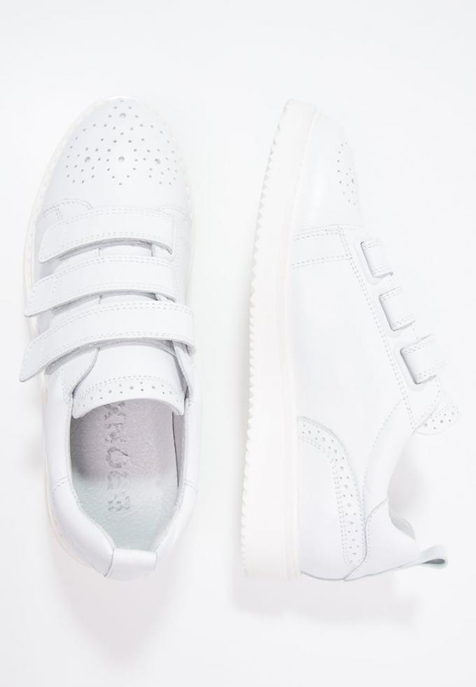 Witte velcro sneakers