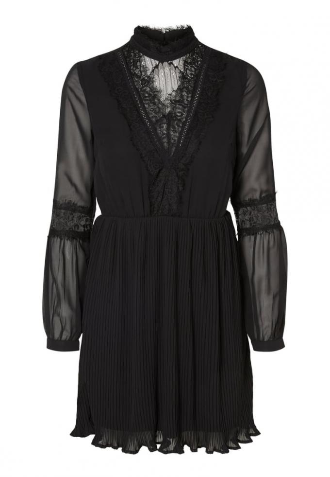 Zwarte jurk met kant